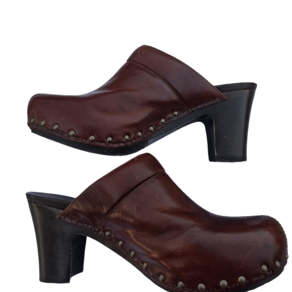 Dansko Rae Brown Leather Studded Heel Clog Mules - Size 41 - Picture 5 of 16